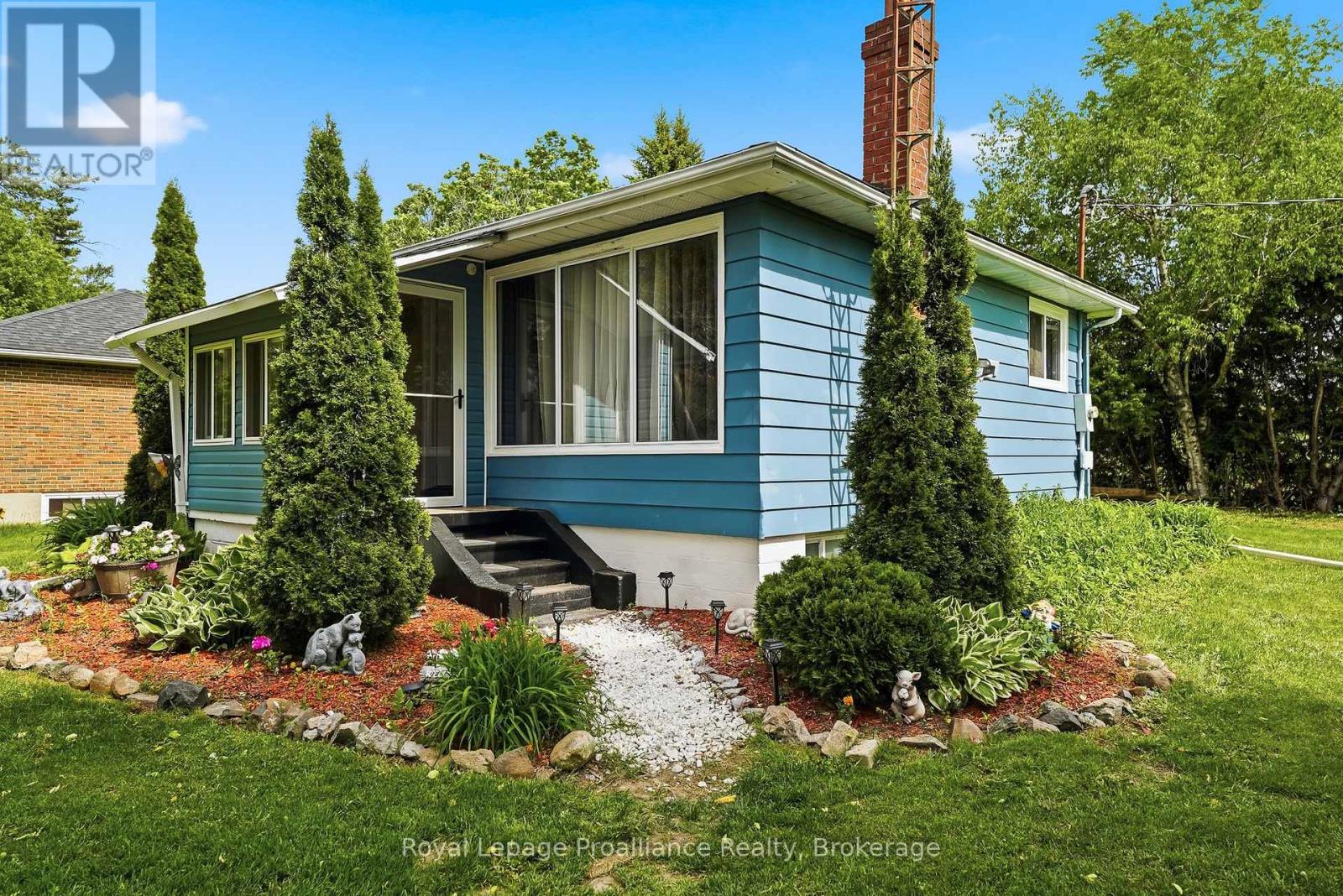 7497 Cavan Road Property Photo 1