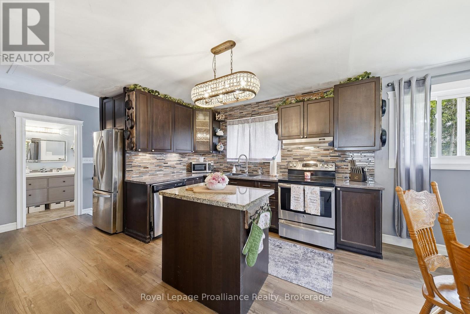 7497 Cavan Road Property Photo 16