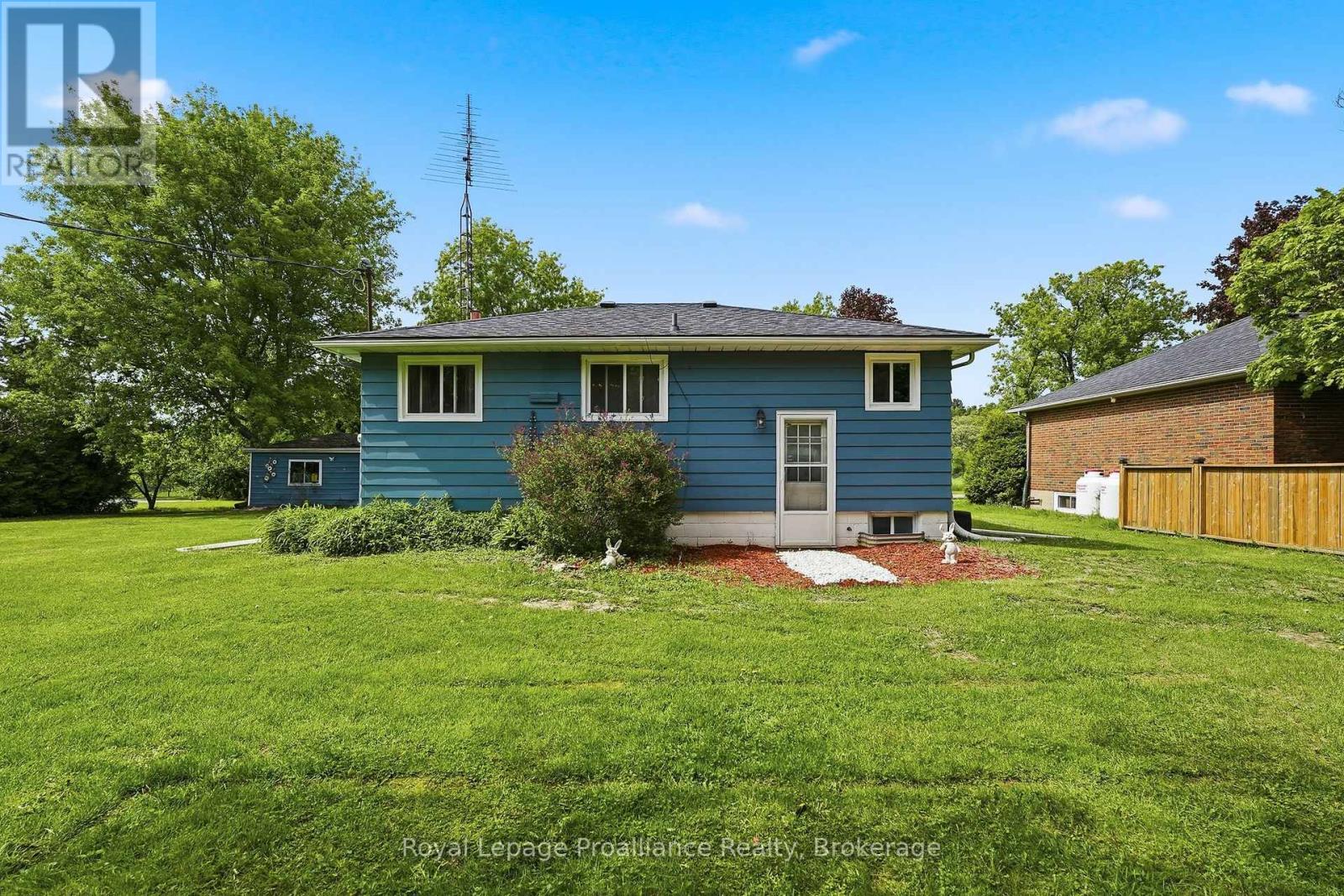 7497 Cavan Road Property Photo 30
