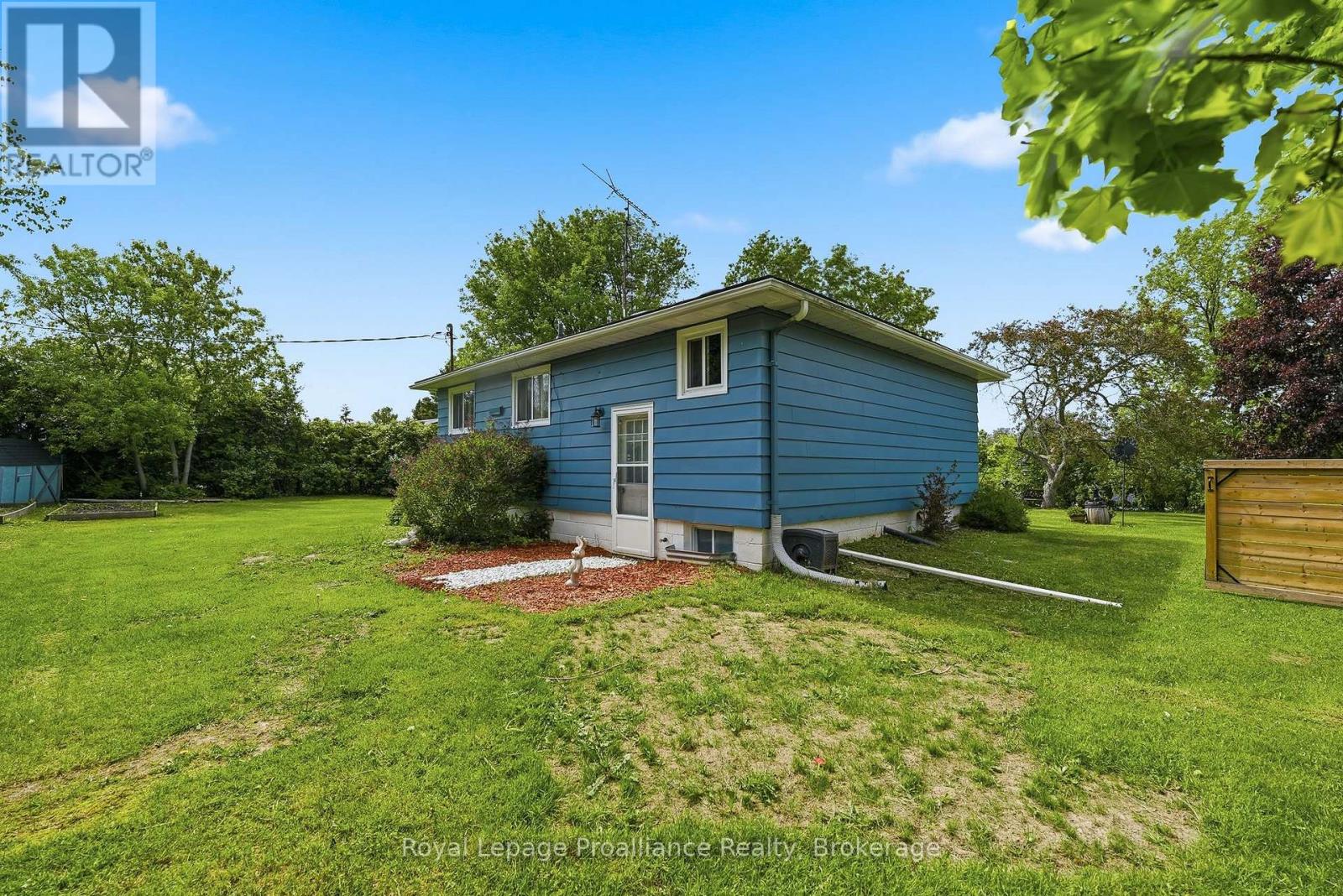 7497 Cavan Road Property Photo 31