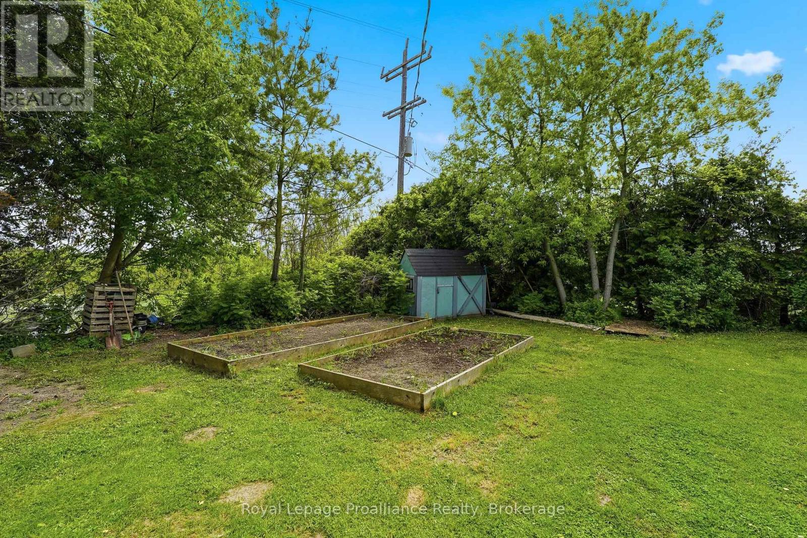 7497 Cavan Road Property Photo 32