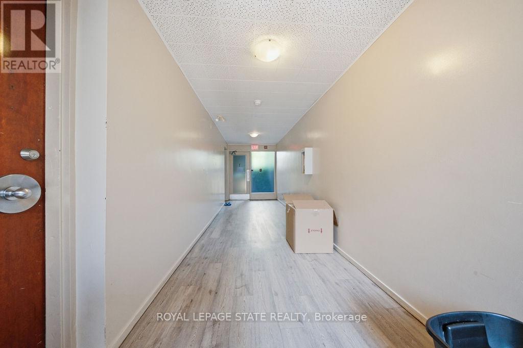 600 Upper Wellington Street Property Photo 13