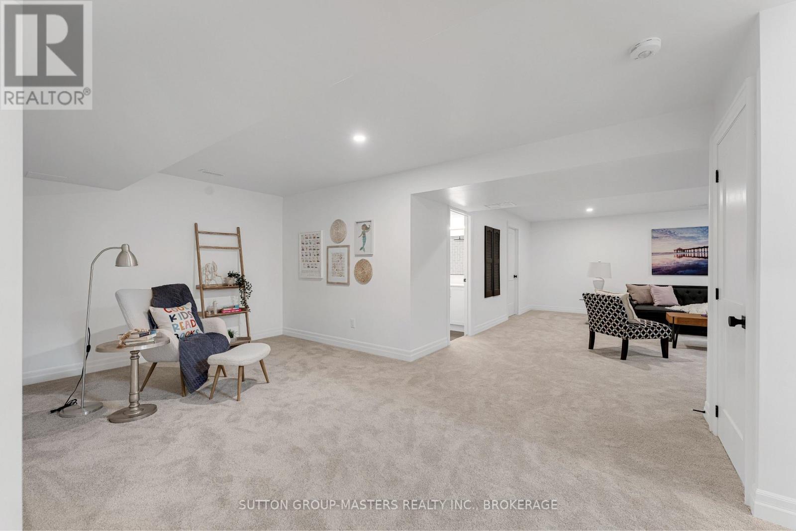 264 Old Kiln Crescent Property Photo 16