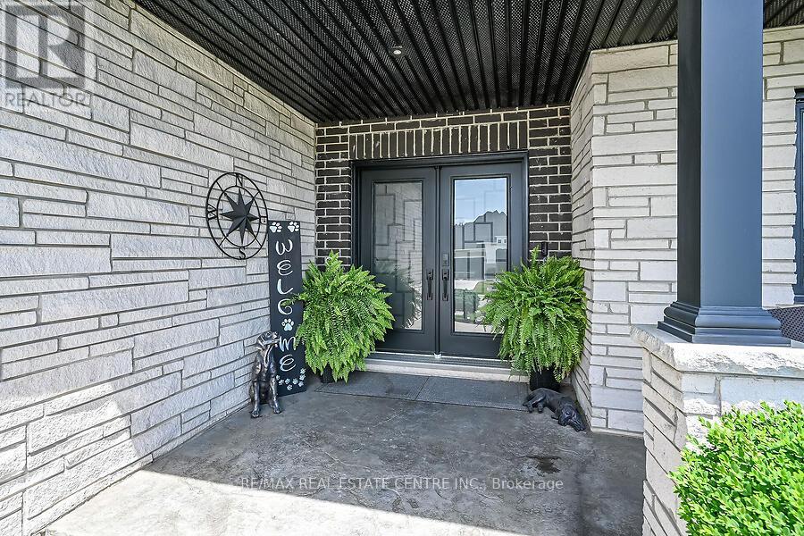 42 Bluenose Drive Property Photo 4