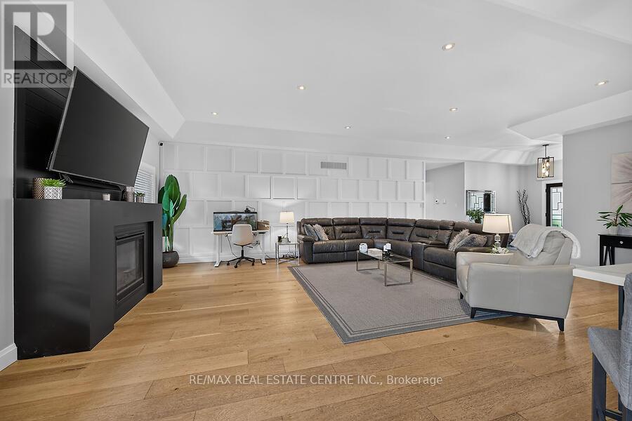 42 Bluenose Drive Property Photo 7