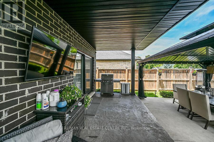 42 Bluenose Drive Property Photo 38