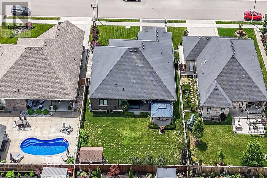 42 Bluenose Drive Property Photo 47
