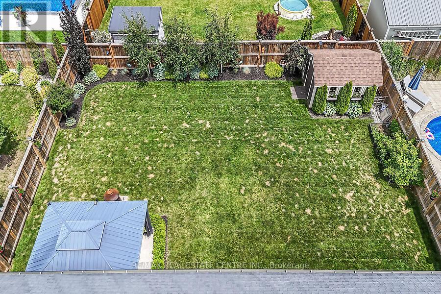 42 Bluenose Drive Property Photo 48