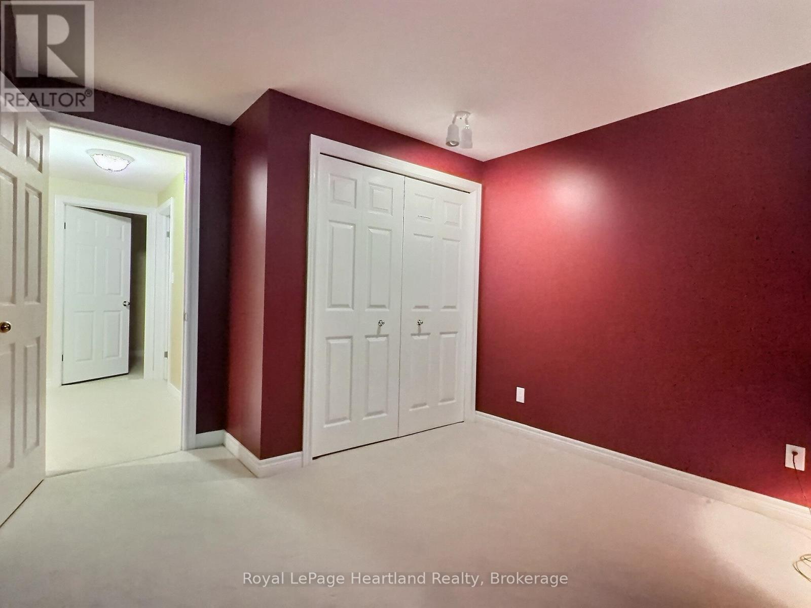 15 Shadow Lane Property Photo 34