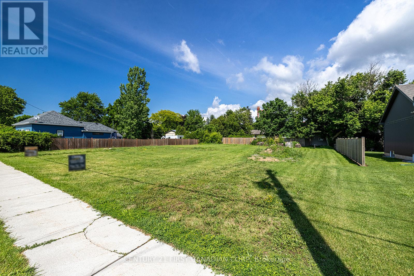 277848 Kerwood Road Property Photo 3