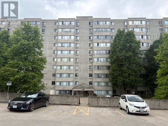 103 - 570 Proudfoot Lane Property Photo 1