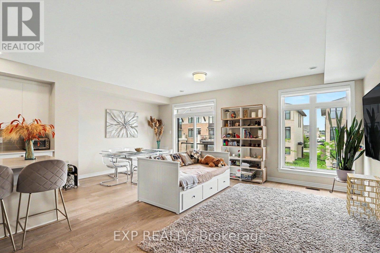 276 Pastel Way Property Photo 5