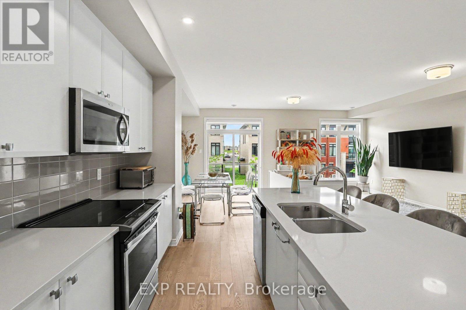 276 Pastel Way Property Photo 17