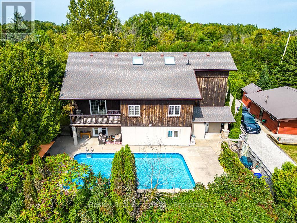 102 Ridgeview Drive N Property Photo 18
