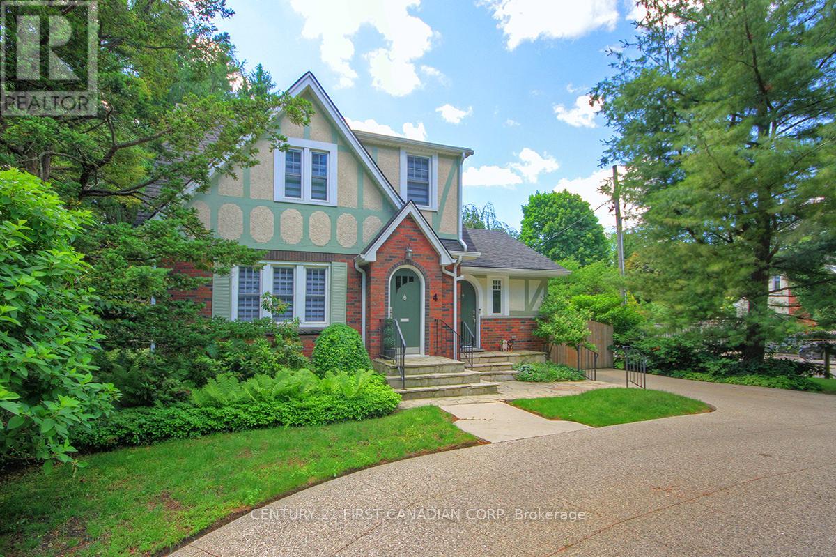 4 JERSEYVILLE ROAD E Property Photo 1