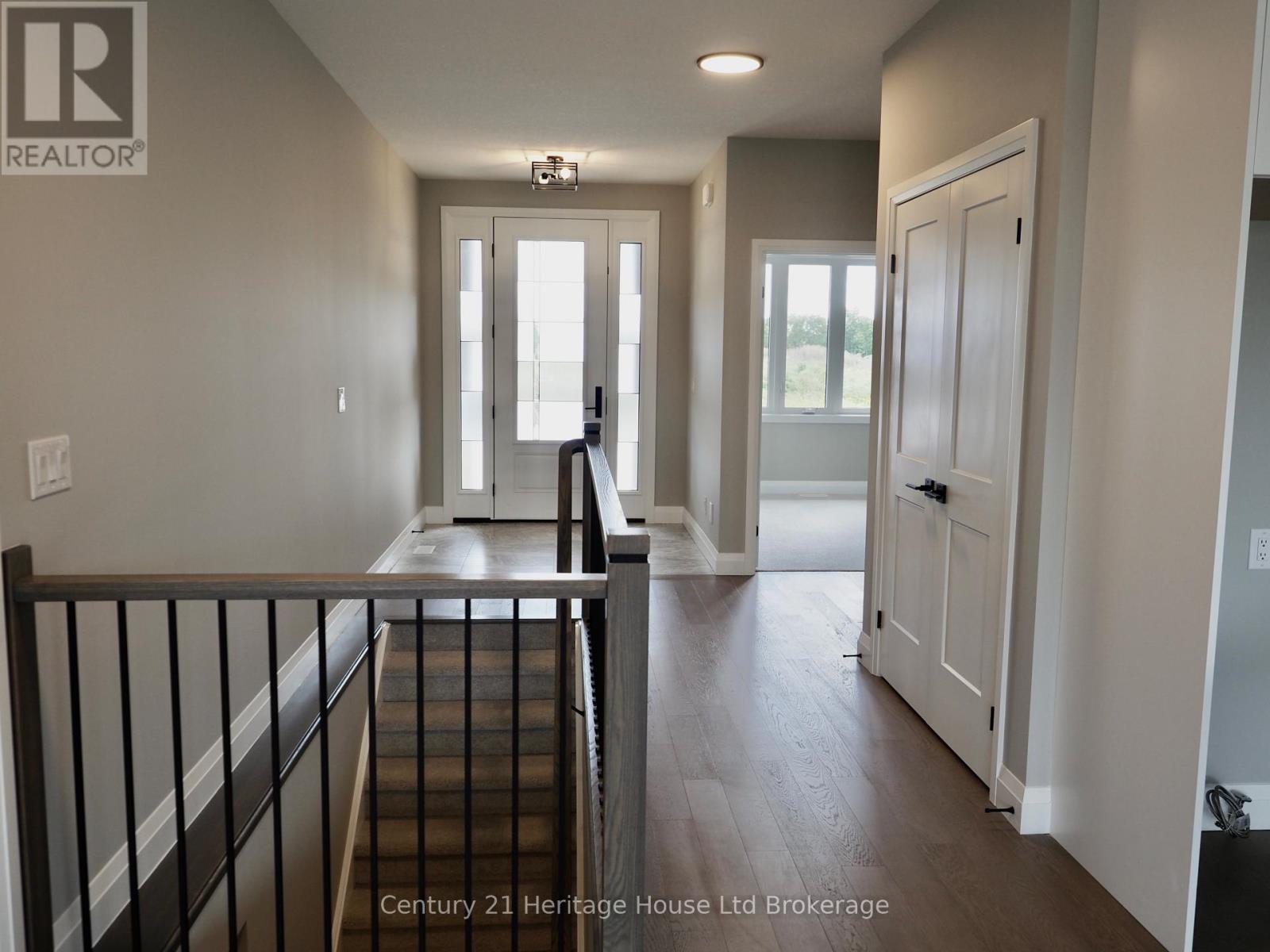 4 Bodwell Avenue Property Photo 2
