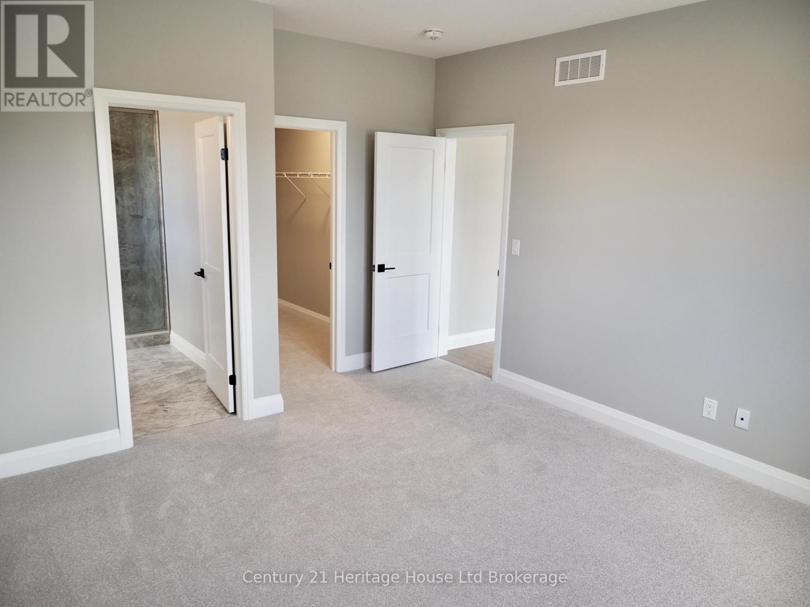 4 Bodwell Avenue Property Photo 9