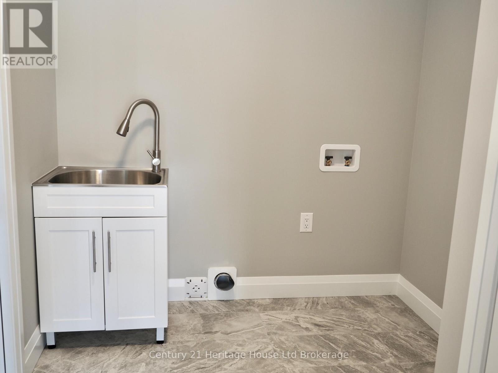 4 Bodwell Avenue Property Photo 13