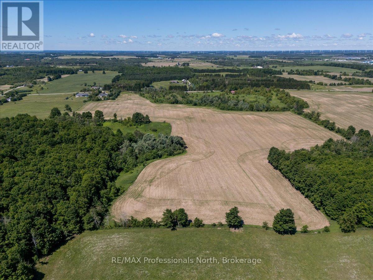 555463 Mono-amaranth Townline Property Photo 6