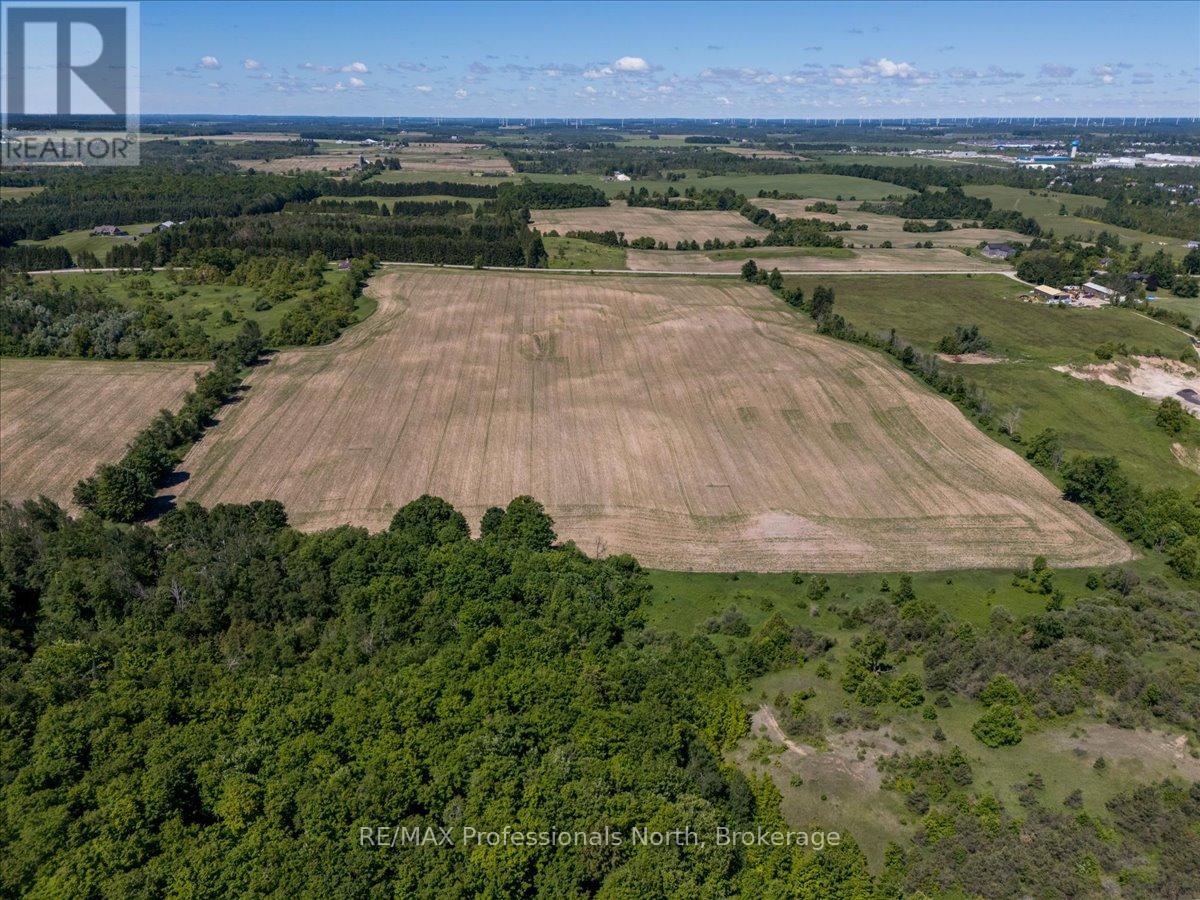 555463 Mono-amaranth Townline Property Photo 8