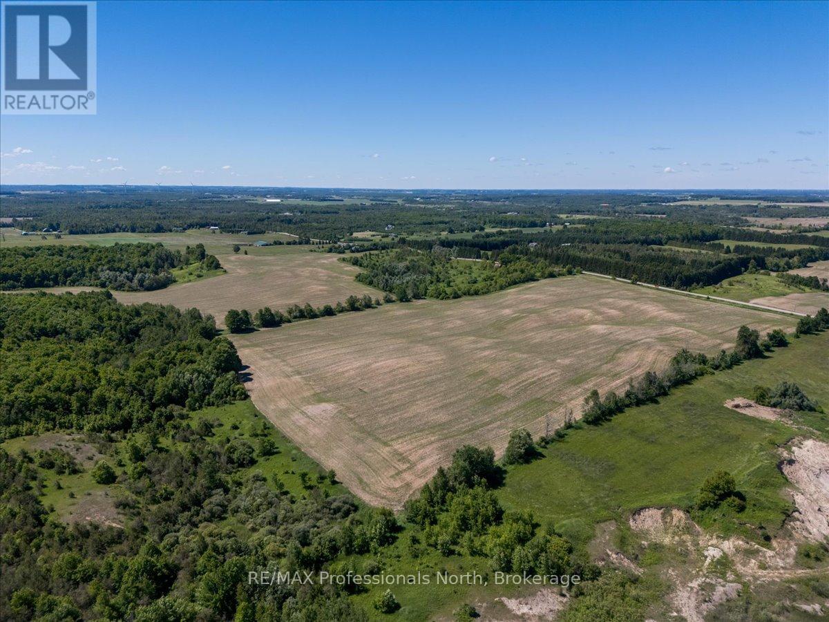 555463 Mono-amaranth Townline Property Photo 9