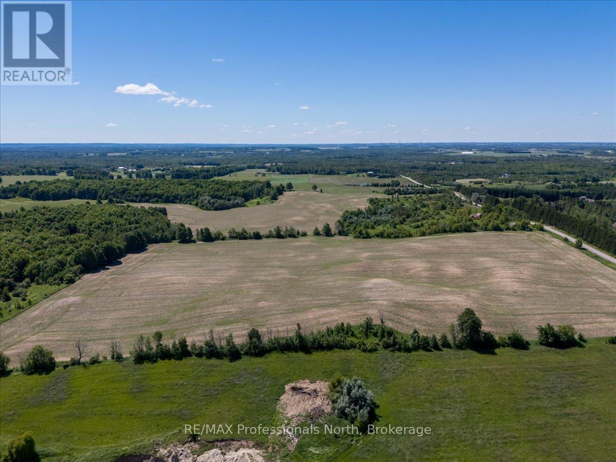 555463 Mono-amaranth Townline Property Photo 10