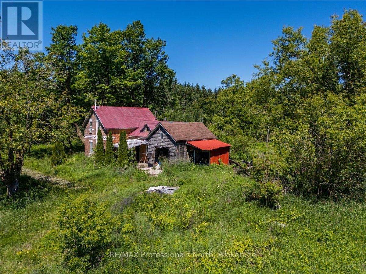 555463 Mono-amaranth Townline Property Photo 18