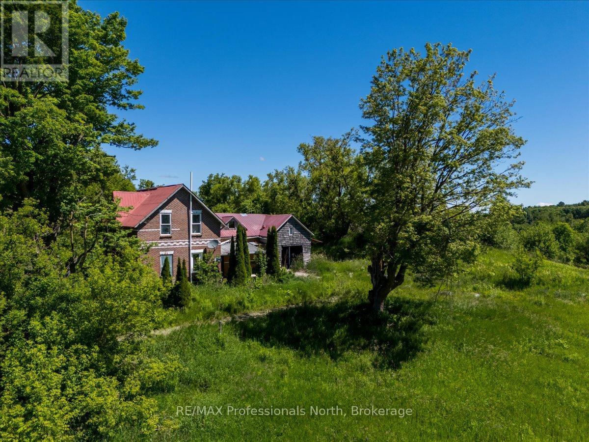 555463 Mono-amaranth Townline Property Photo 20