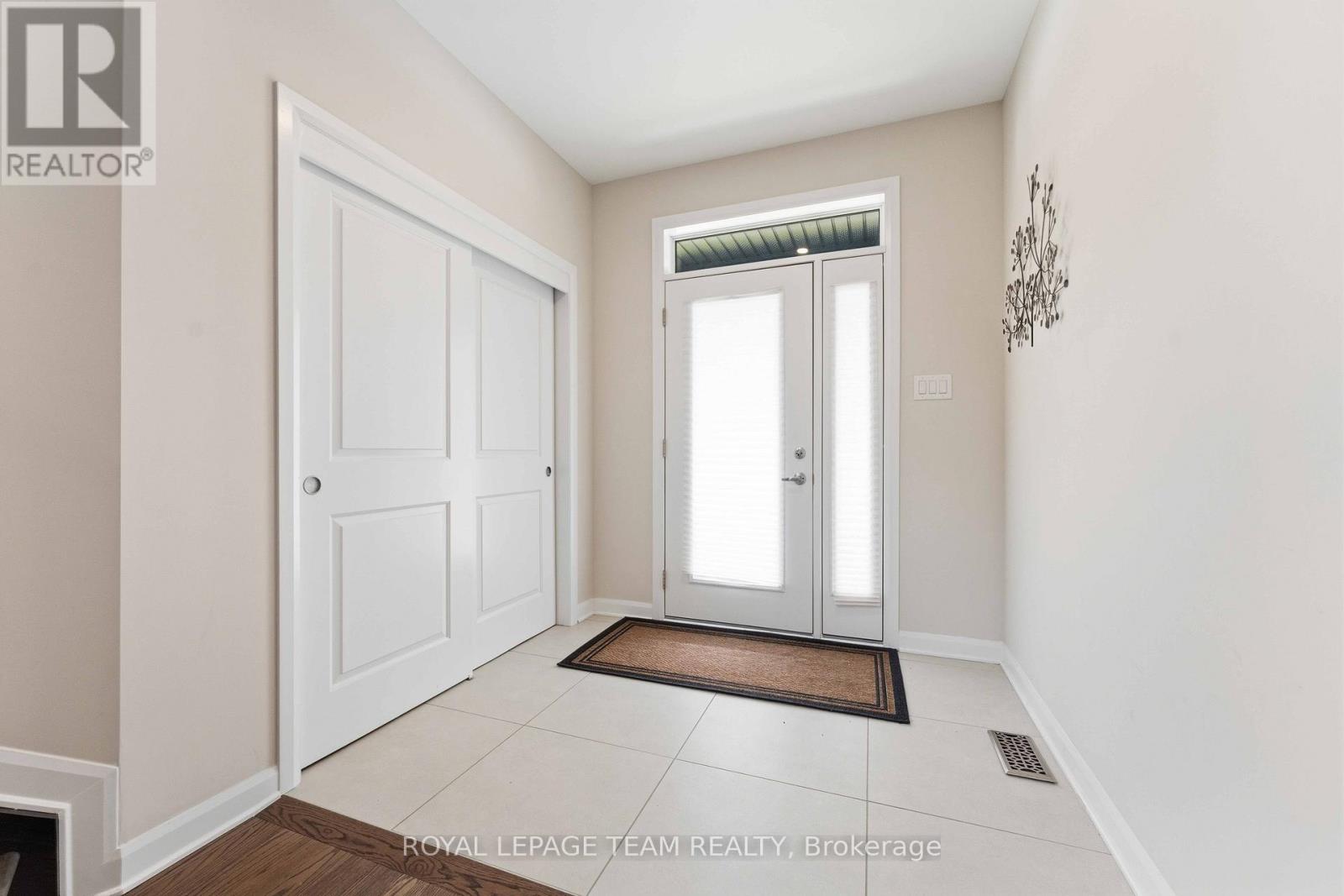 332 Elsie Macgill Walk Property Photo 4