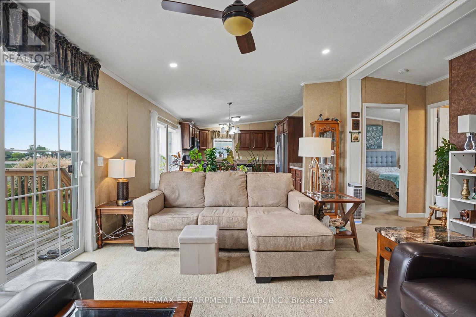 4 Hickory Hollow Property Photo 11