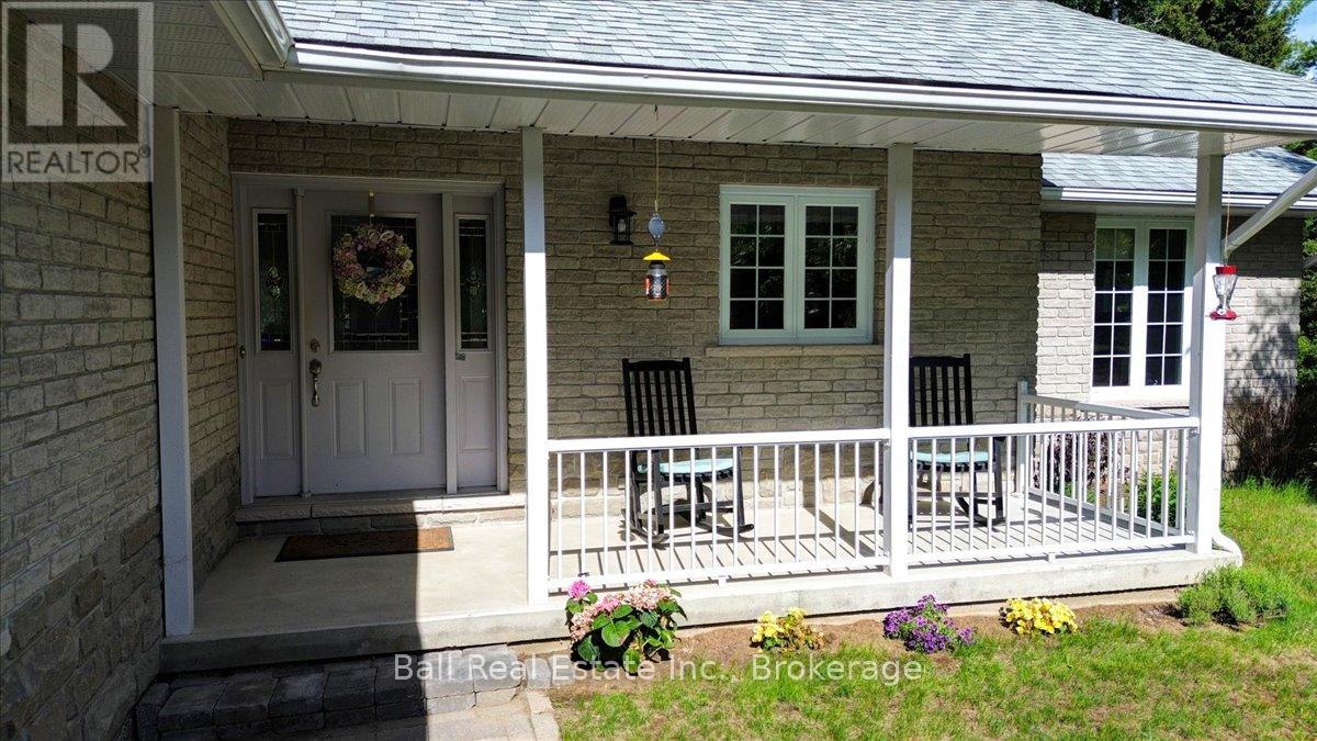 214a Centre Road Property Photo 5