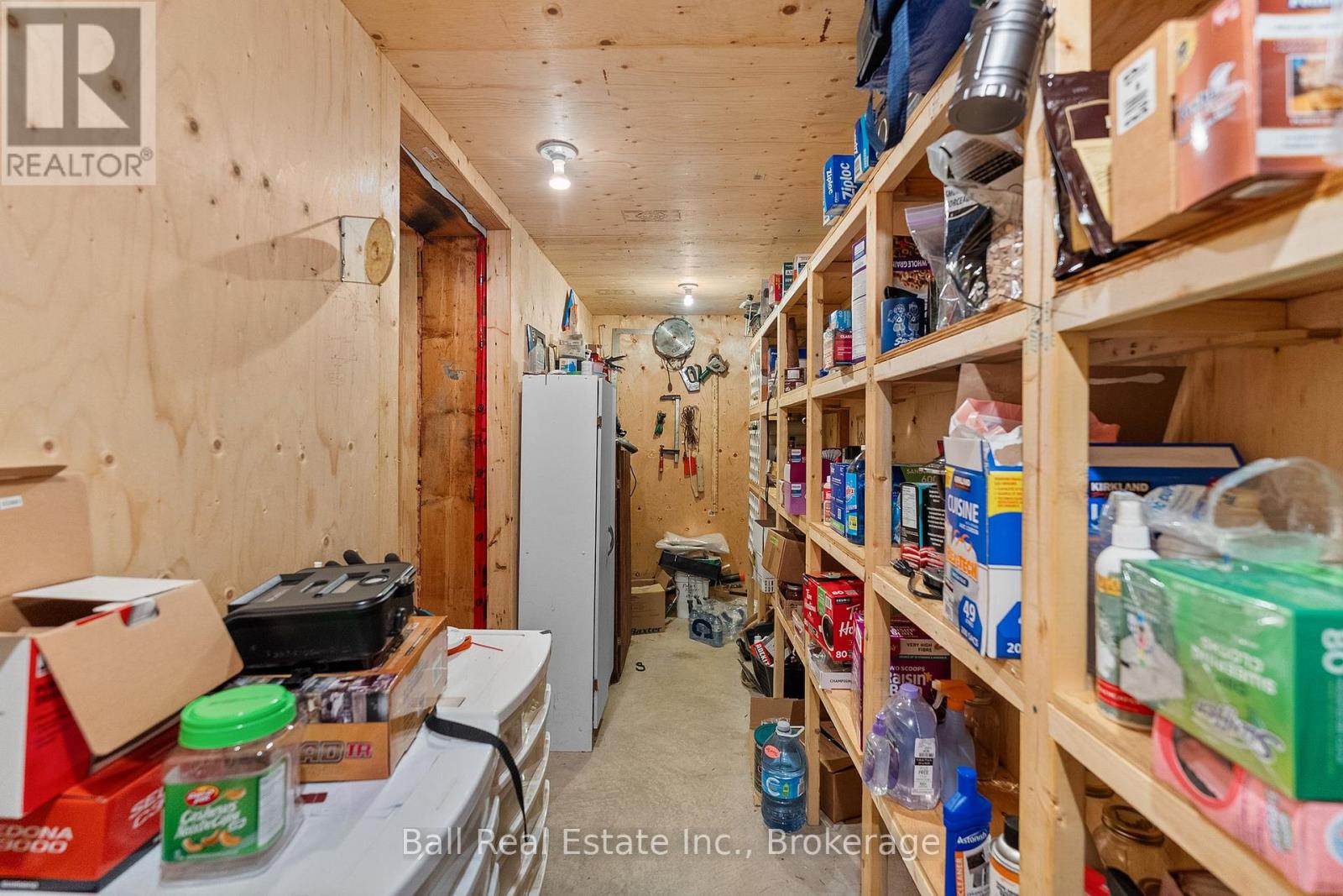 214a Centre Road Property Photo 46