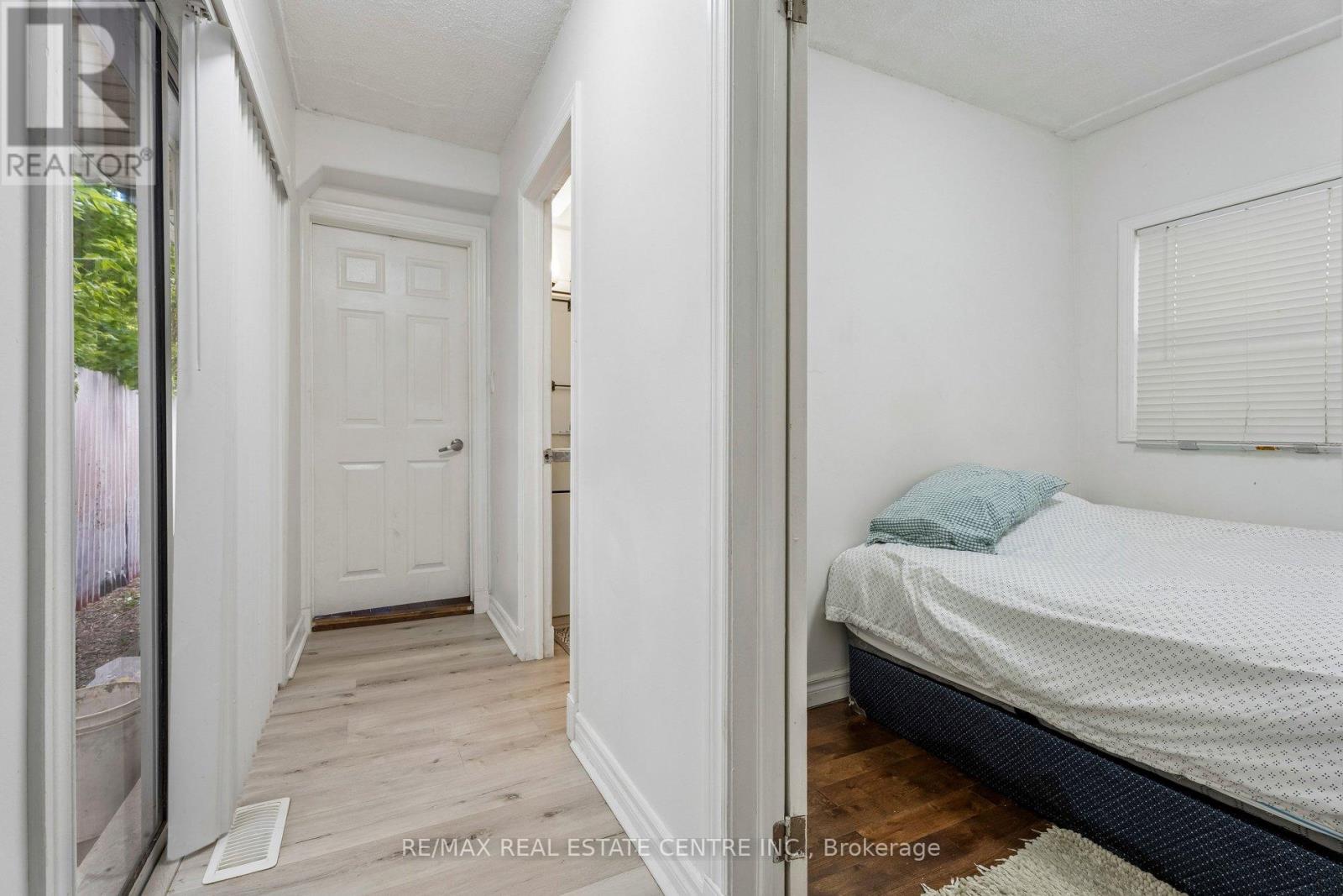 43 Whitfield Avenue Property Photo 29