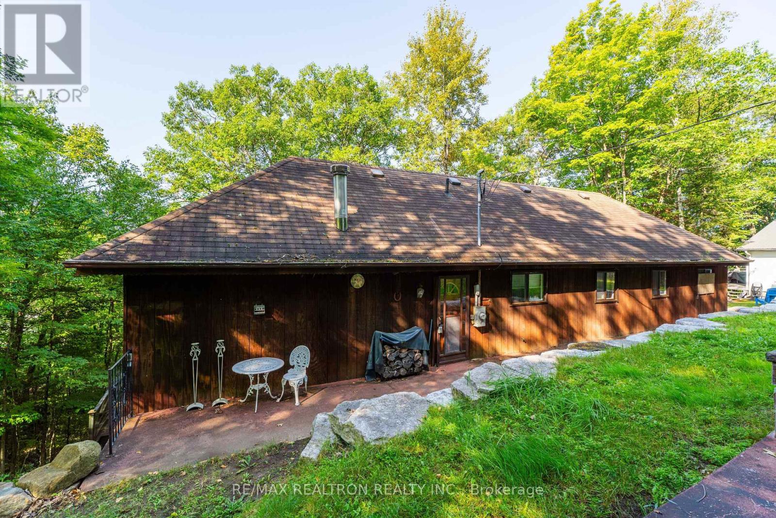 1030 Mccabe Road Property Photo 3