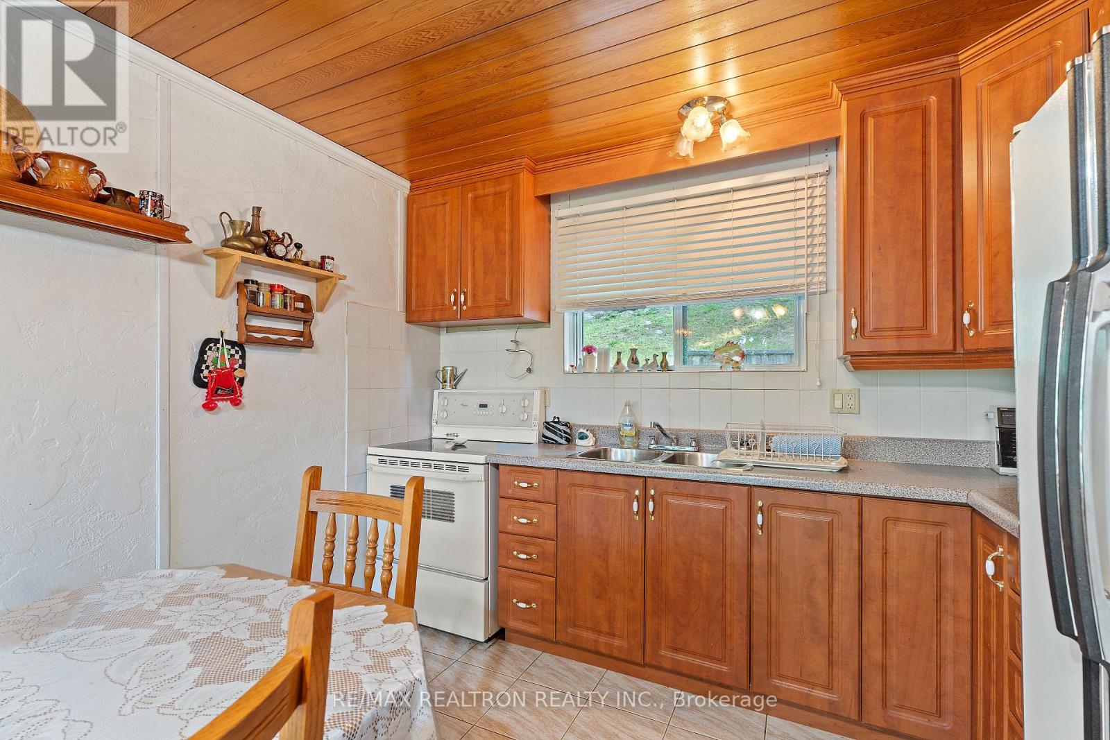 1030 Mccabe Road Property Photo 16
