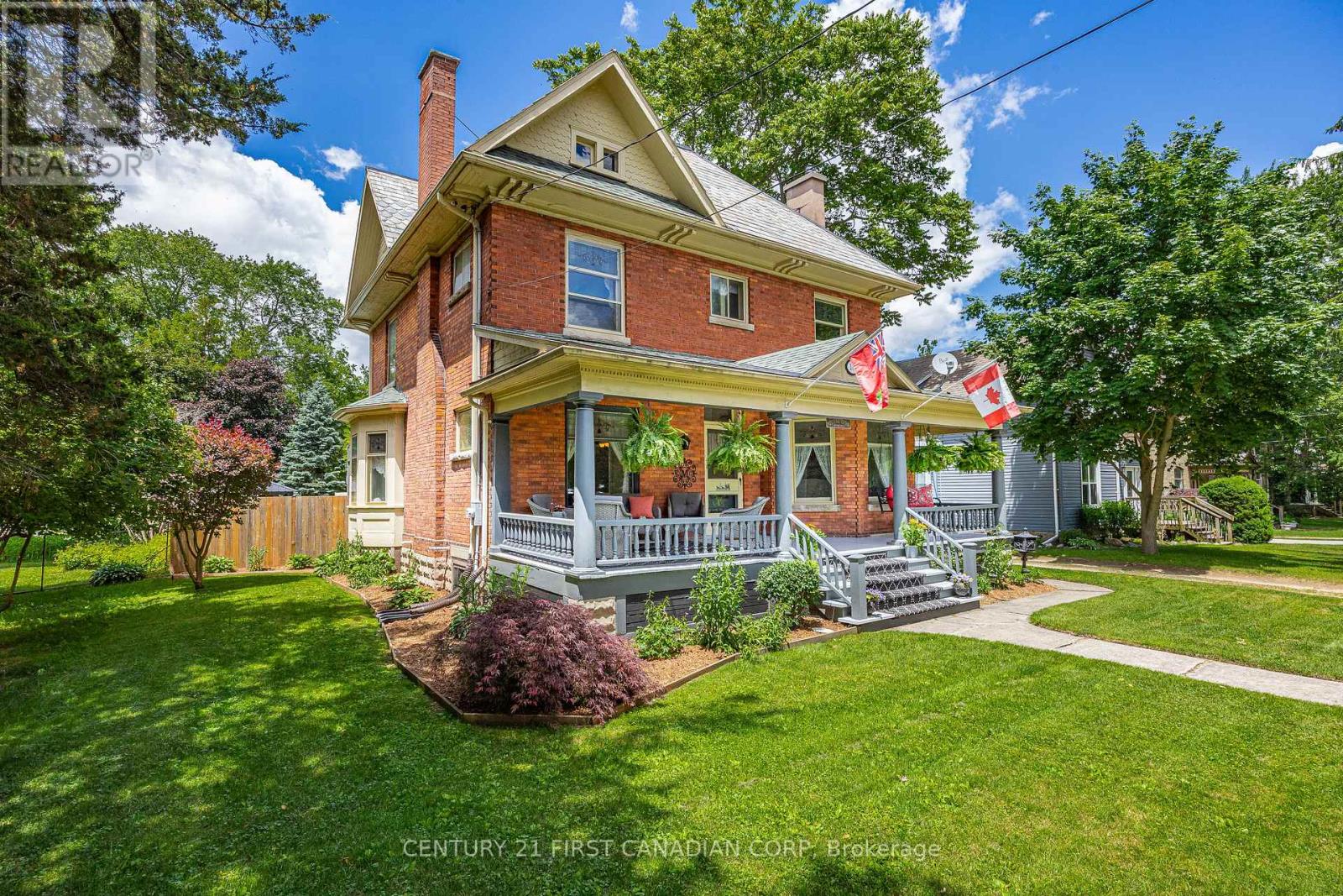 183 Shackleton Street Property Photo 3