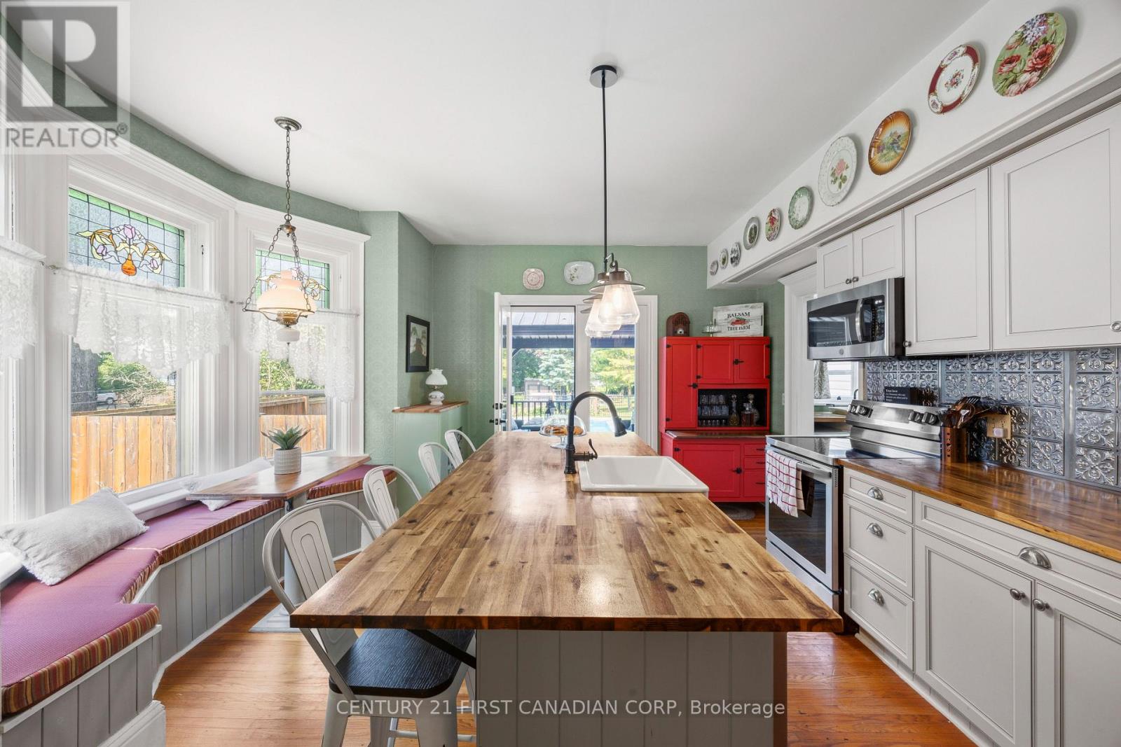 183 Shackleton Street Property Photo 14