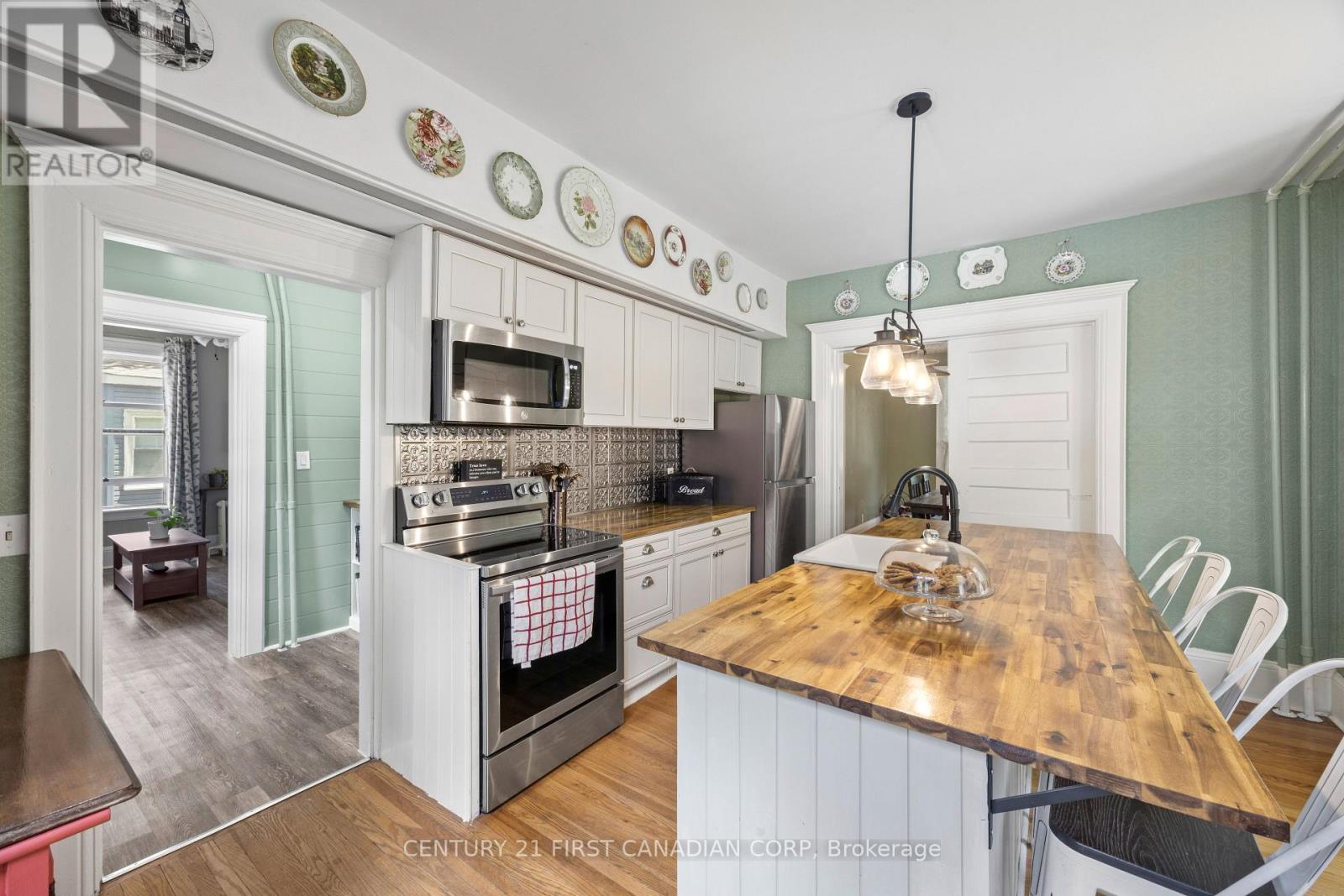 183 Shackleton Street Property Photo 16