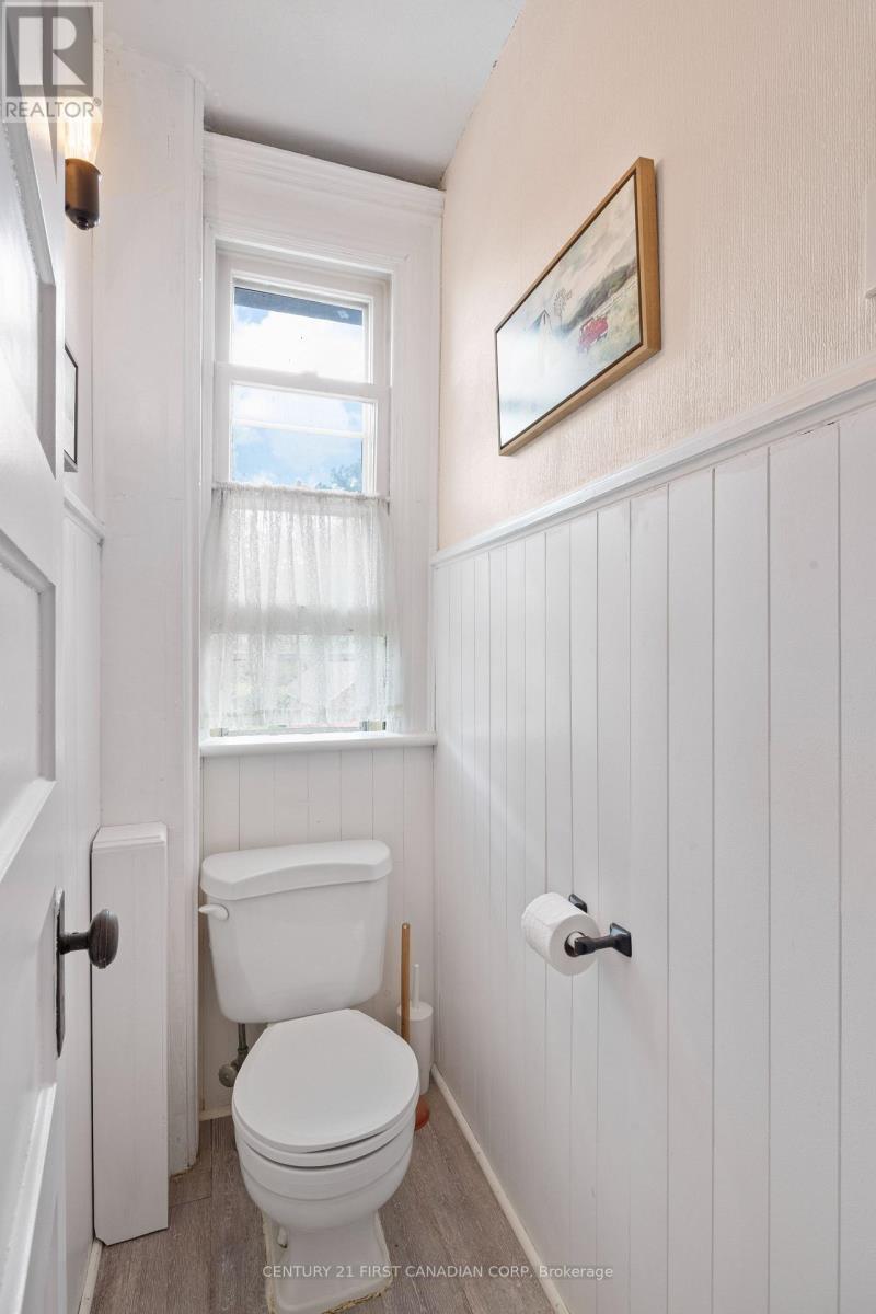 183 Shackleton Street Property Photo 33