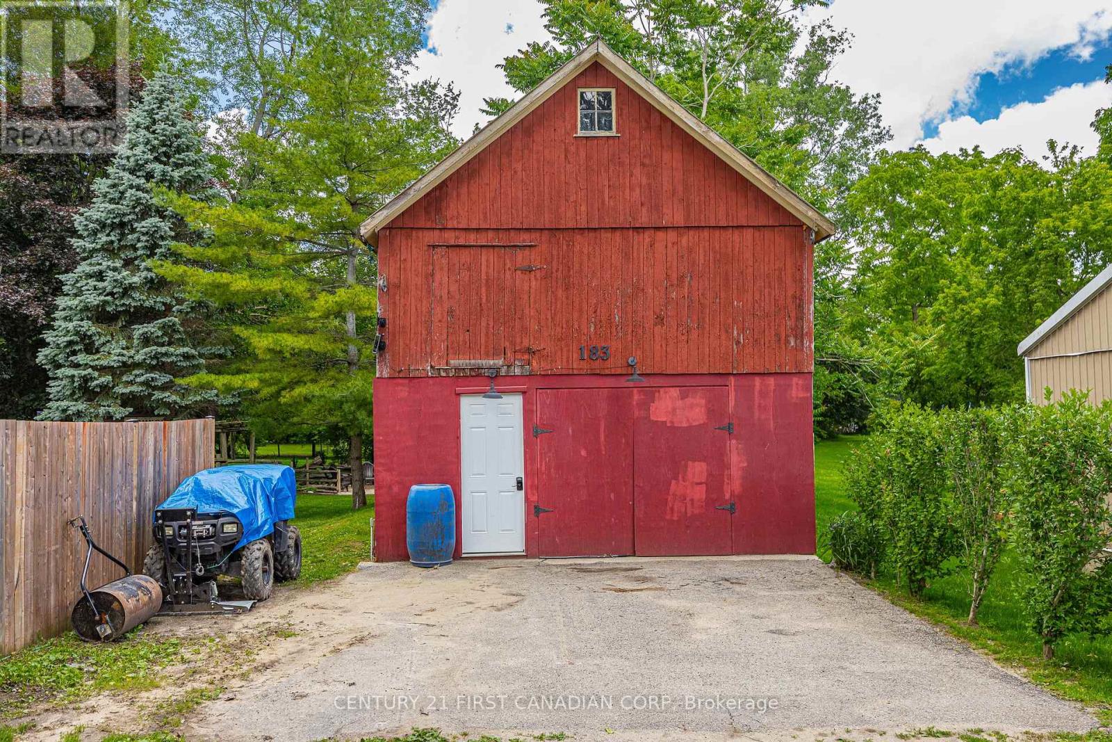 183 Shackleton Street Property Photo 46