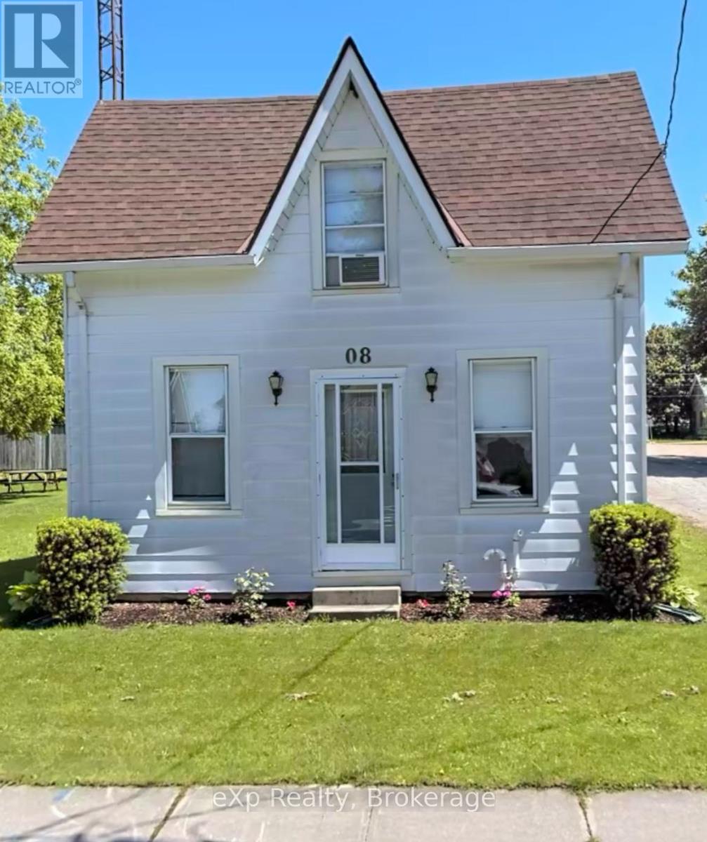 8 West Street Property Photo 1