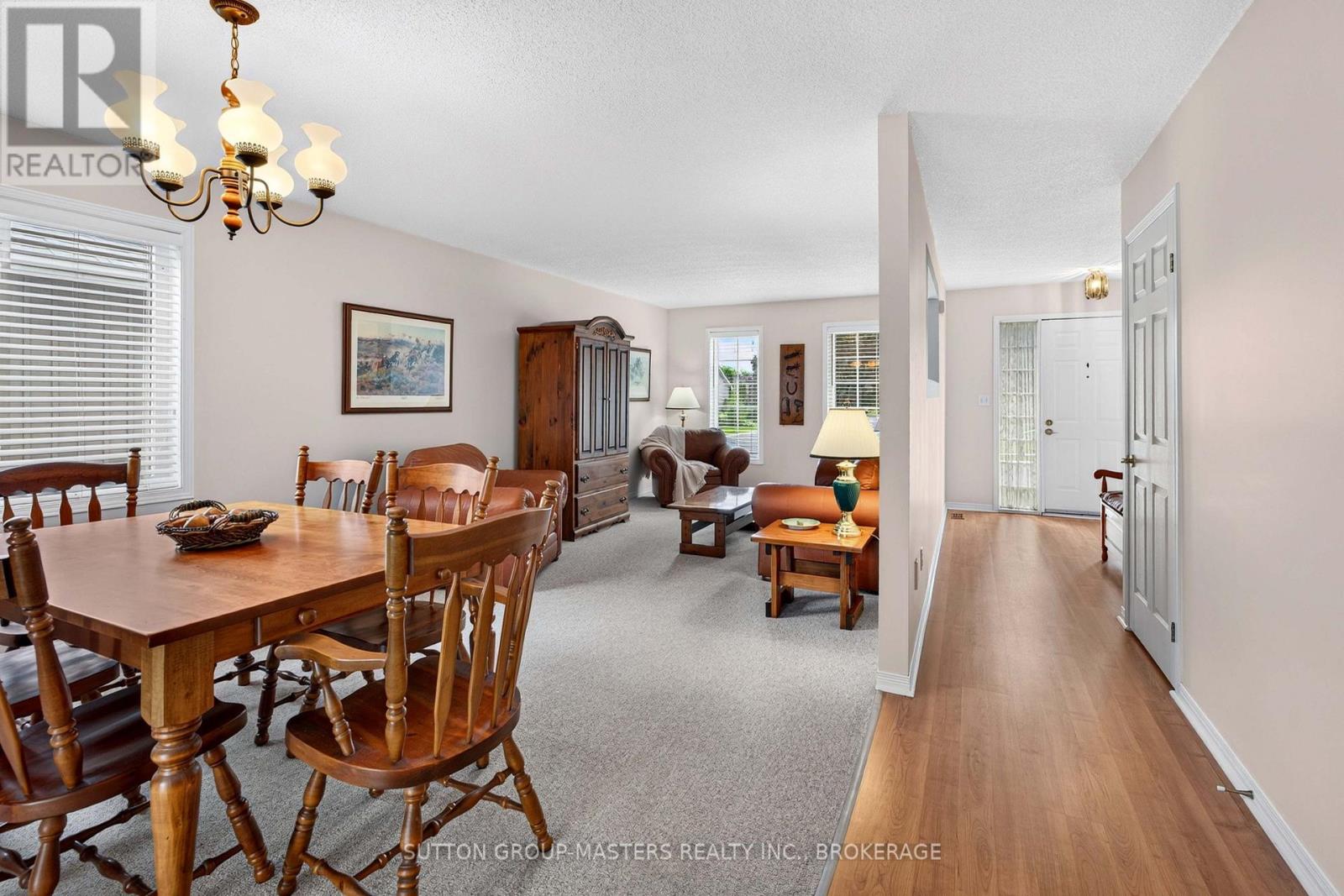 38 Abbey Dawn Drive Property Photo 5