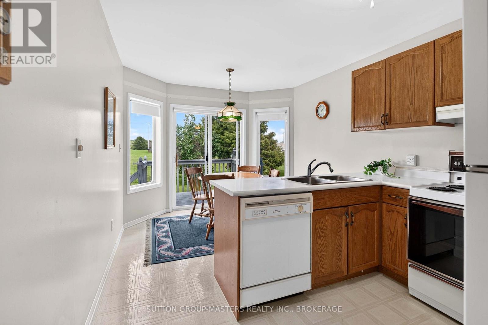 38 Abbey Dawn Drive Property Photo 14