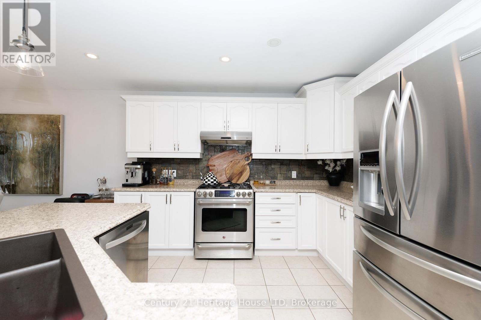741 Nancy Road Property Photo 11