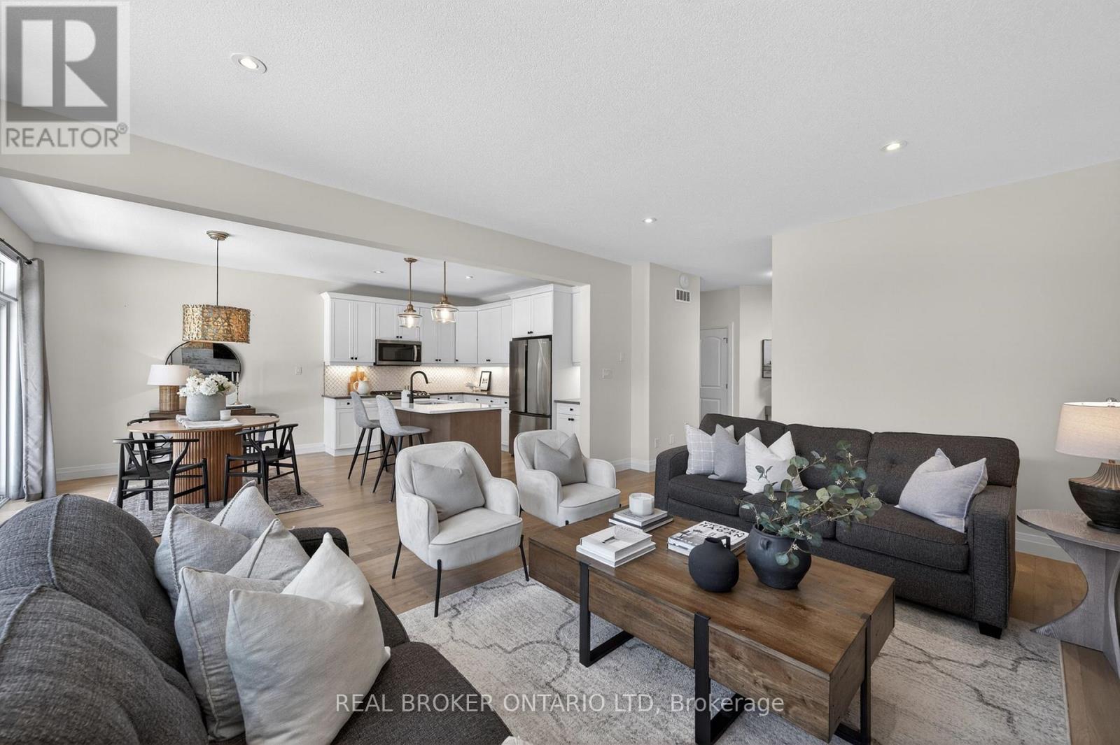 1765 Brayford Avenue Property Photo 10