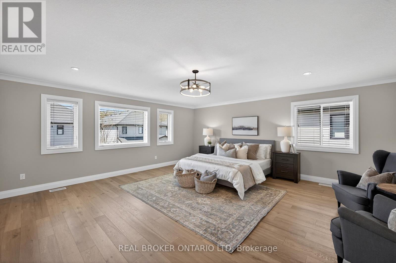 1765 Brayford Avenue Property Photo 18