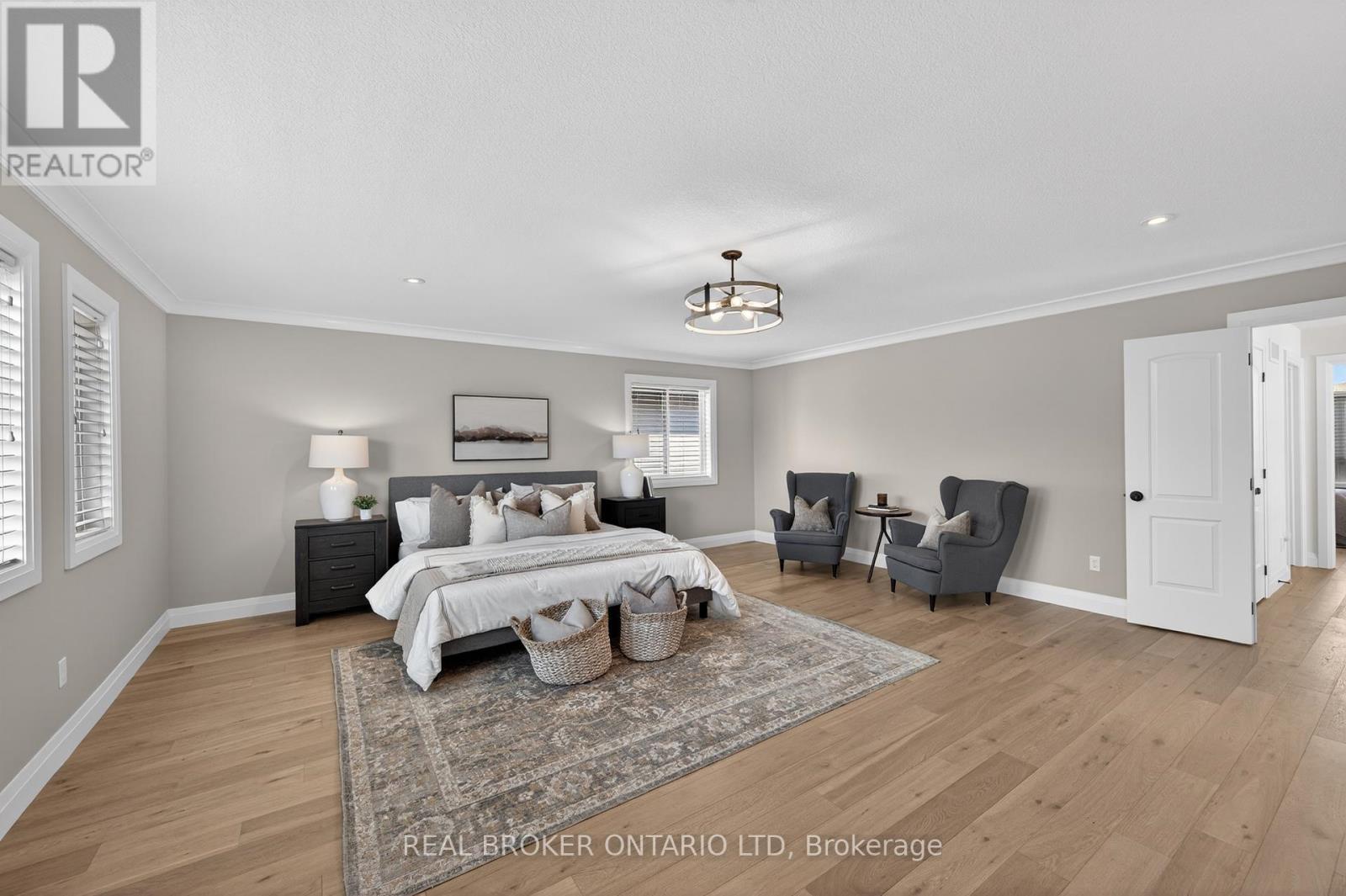 1765 Brayford Avenue Property Photo 20