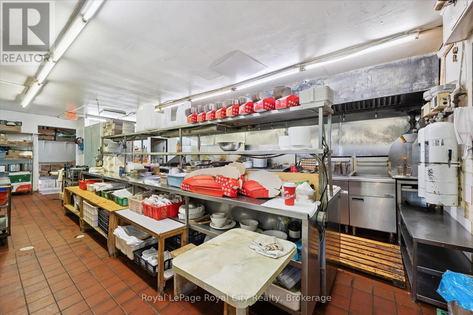 241 Edinburgh Road N Property Photo 14