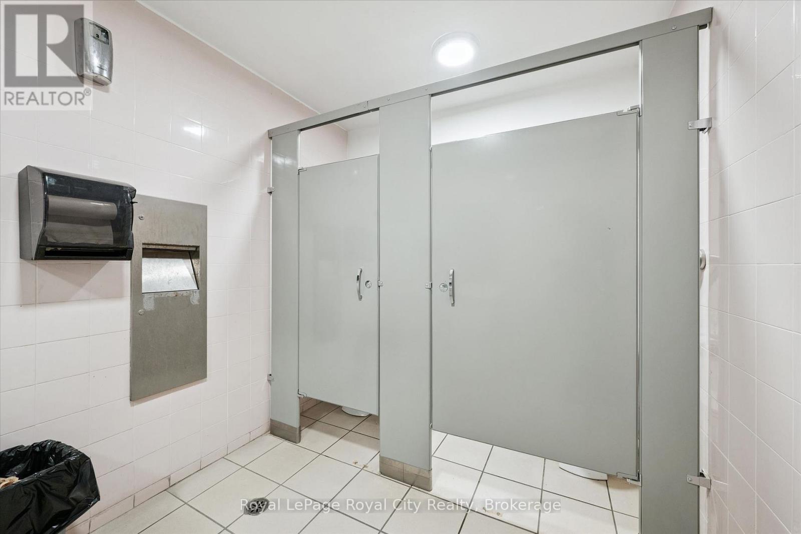241 Edinburgh Road N Property Photo 17