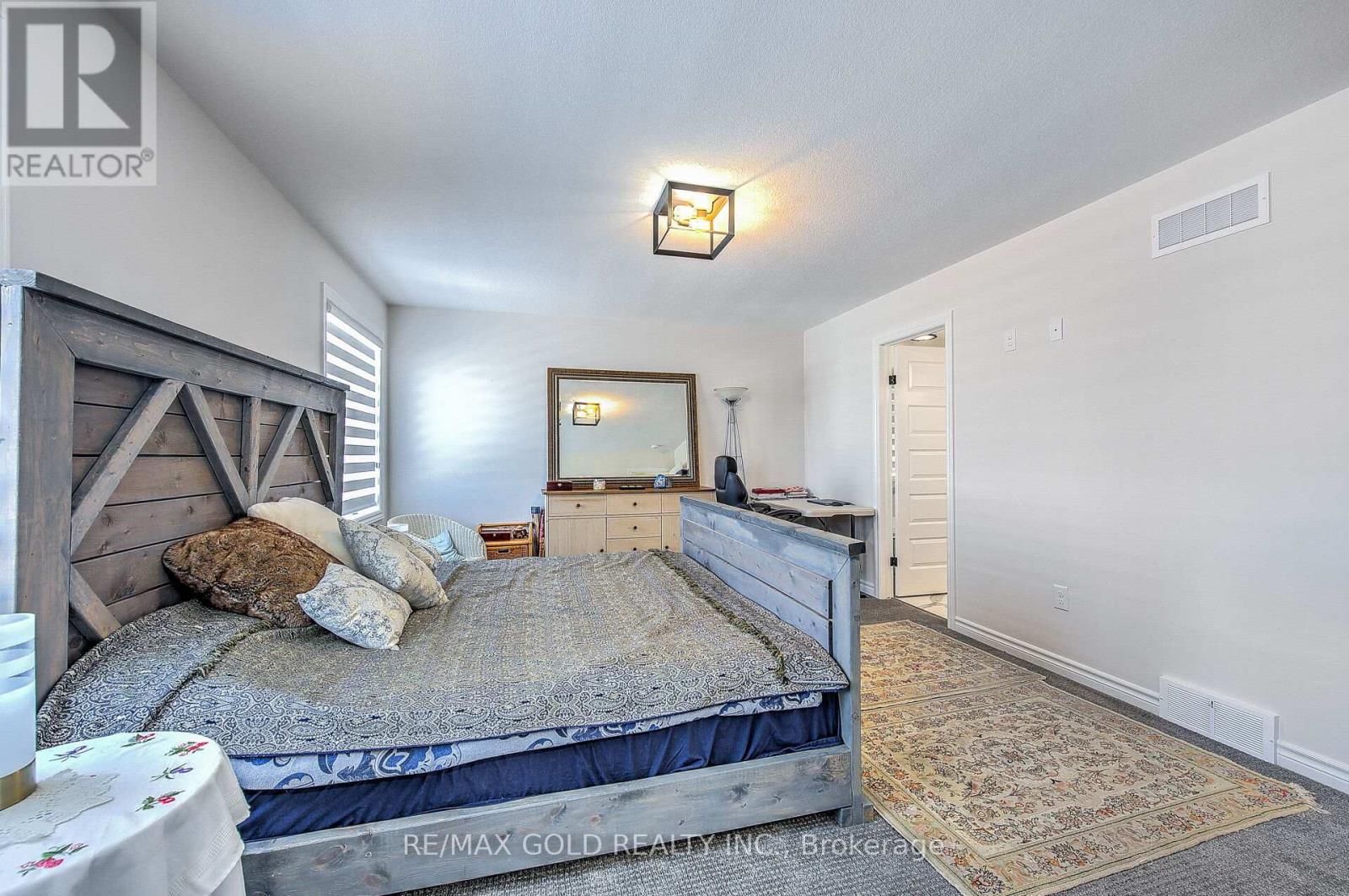 944 Trailsway Avenue Property Photo 19